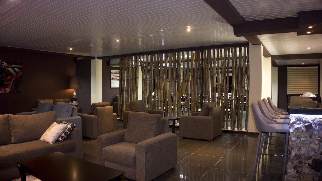 M Suites Hotel Akra Zewnętrze zdjęcie