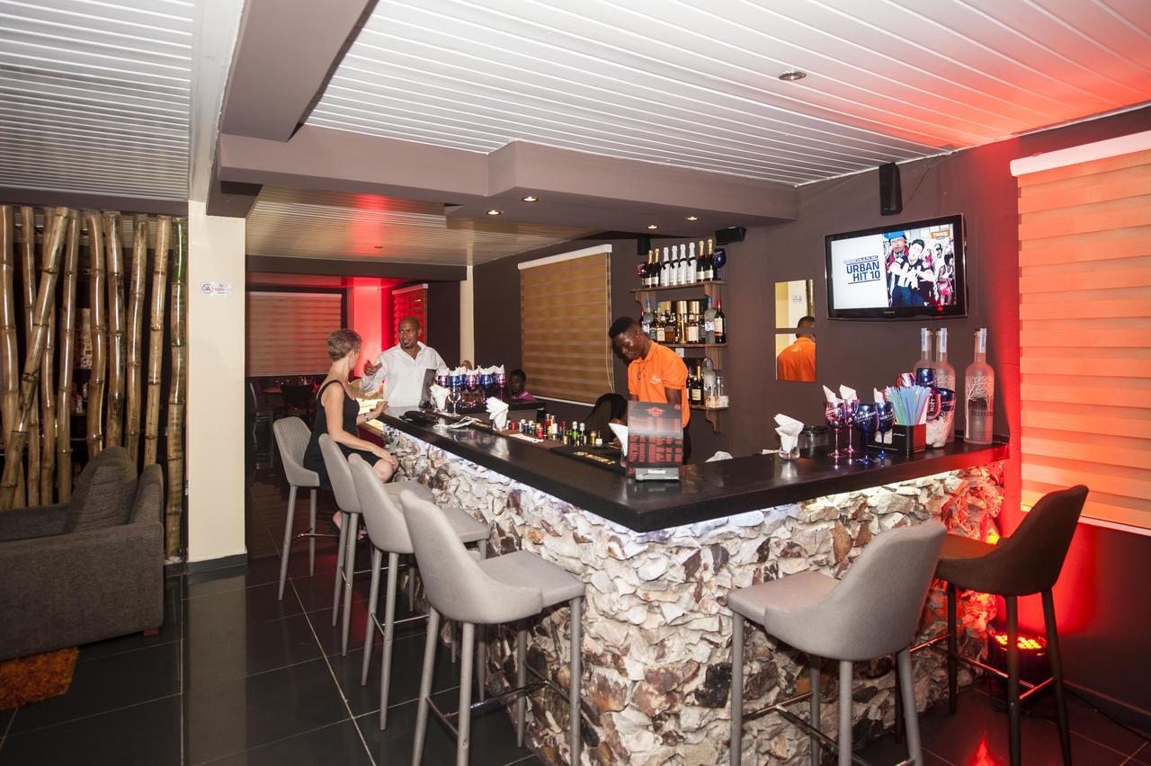 M Suites Hotel Akra Zewnętrze zdjęcie